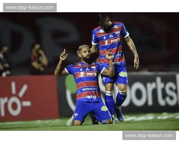 米美洲vs福塔雷：一场关乎荣耀、梦想与未来的绿茵对决